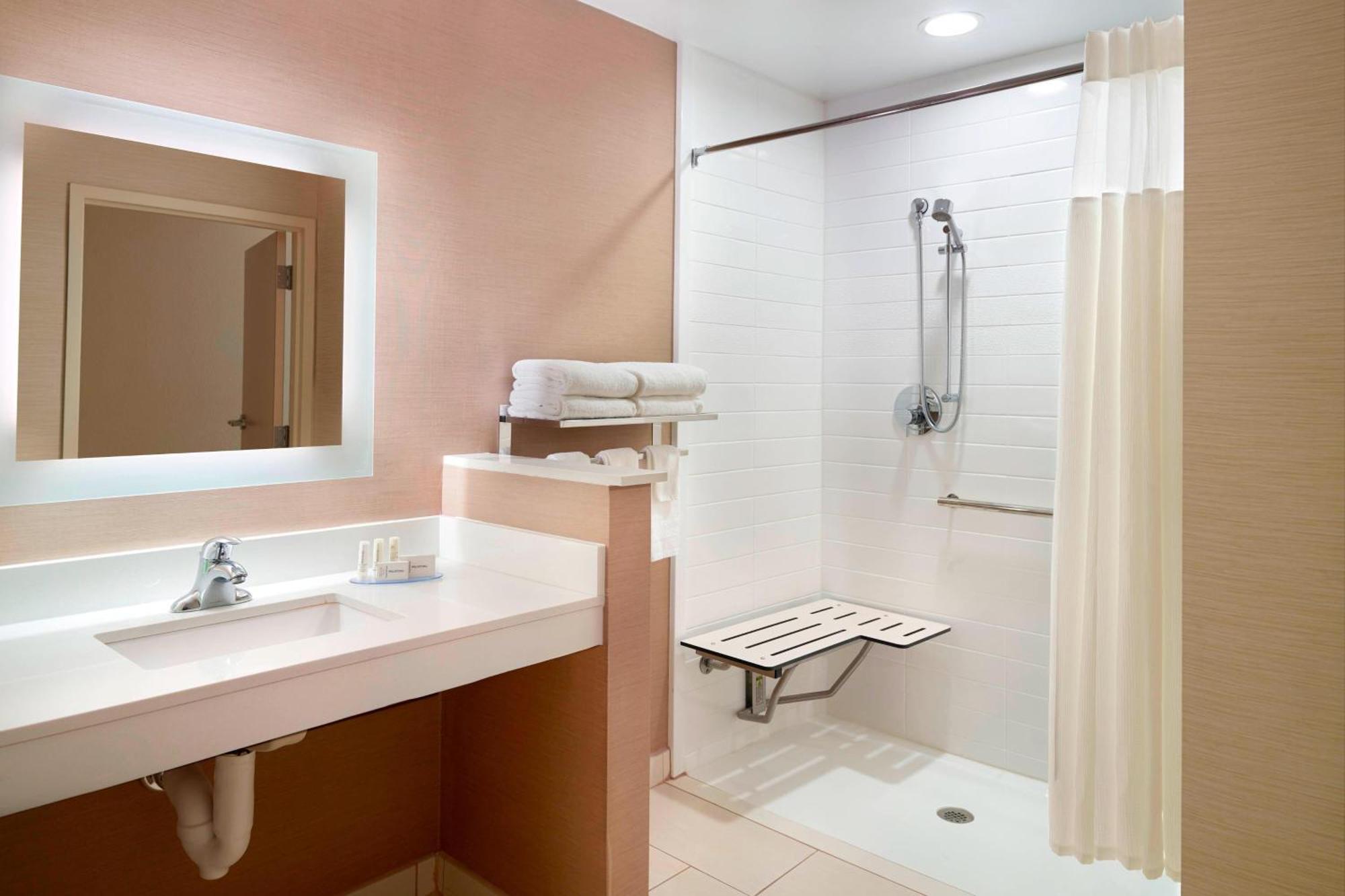 Fairfield Inn & Suites By Marriott Hendersonville Flat Rock Zewnętrze zdjęcie