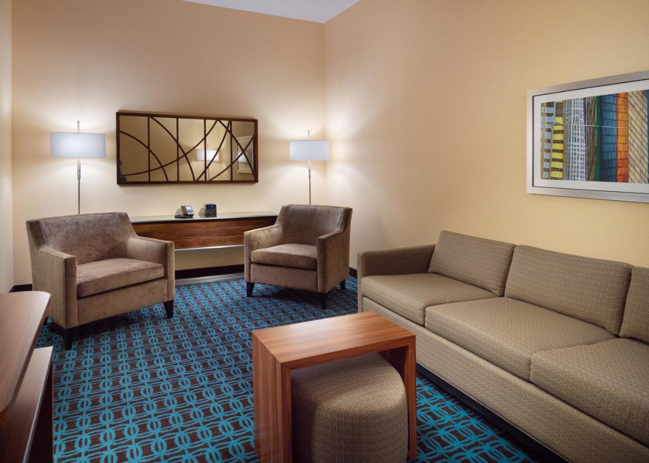 Fairfield Inn & Suites By Marriott Hendersonville Flat Rock Zewnętrze zdjęcie